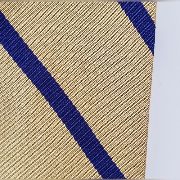 Brooks Brothers 100% Silk Men's Gold & Navy Neck Tie - Picture 6 of 6